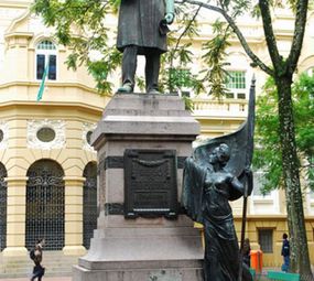 Praça da Alfândega photo 2