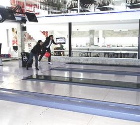 Arena Bowling Bar photo 2