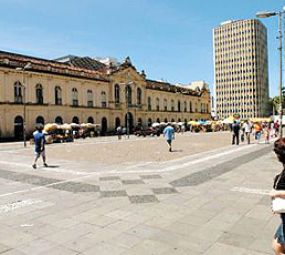 Largo Glênio Peres photo 1