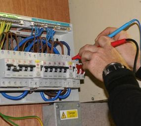 S.A Eletricistas e Encanador  photo 2